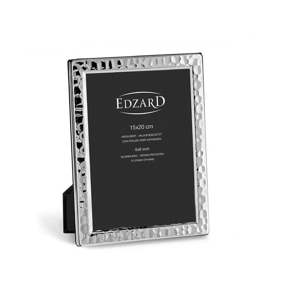 EDZARD Bilderrahmen Pavia für Foto 15 x 20 cm, gehämmert, edel versilbert, anlaufgeschützt, Samtrücken, 2 Aufhänger, Silber Fotorahmen zum Stellen oder Hängen