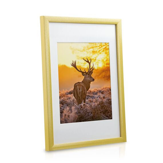 bomoe 18er Bilderrahmen Set – 6x 10x15 cm, 4x 13x18 cm, 4x 18x24 cm, 4x 20x30 cm Fotowand Bilder Set Holz & Kunststoffglas Holzbilderrahmen mit Passepartout Gold