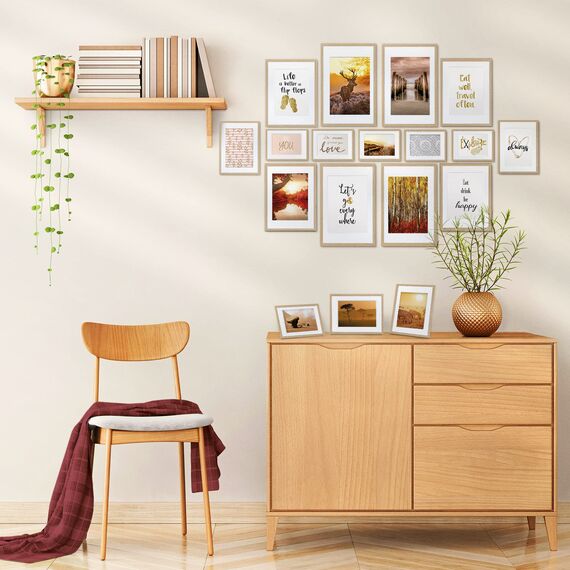 bomoe 18er Bilderrahmen Set – 6x 10x15 cm, 4x 13x18 cm, 4x 18x24 cm, 4x 20x30 cm Fotowand Bilder Set Holz & Kunststoffglas Holzbilderrahmen mit Passepartout Eiche