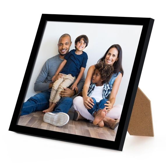 Americanflat Bilderrahmen 20x20 cm aus Kunststoff (2er Pack) - Bilderrahmen quadratisch 20x20 cm mit bruchsicherer Scheibe - inklusive Ständer und integrierter Aufhängung - Schwarz