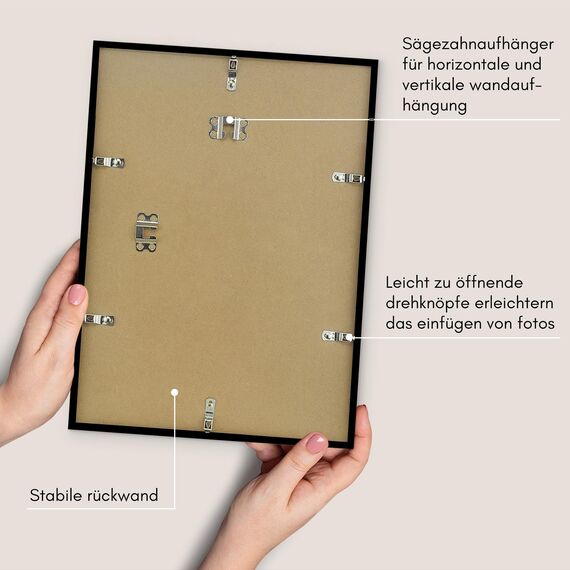 Americanflat Bilderrahmen 25x35 cm aus Kunststoff (2er Pack) - Bilderrahmen 35x25 cm mit bruchsicherer Scheibe - Fotorahmen mit integrierter Aufhängung für Hoch- und Querformat - Schwarz