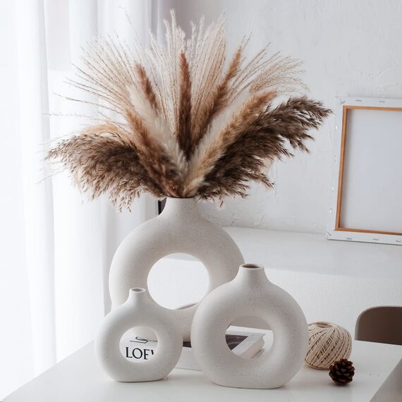 Sawoake Weiße Donut Keramik Vase Satz von 2 für Moderne Home Decor, Runde Matte Vasen für Pampasgras, Neutral Boho Nordic Minimalismus Stil Blumenvasen（Supergroß+Groß）
