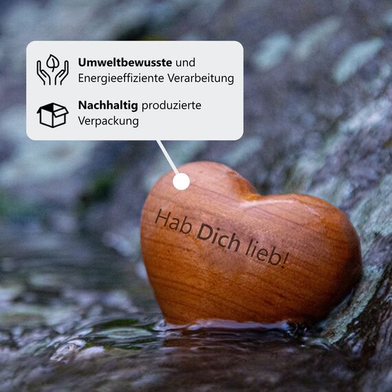 Schwabenholz® Handschmeichler Herz aus Holz - Hab Dich lieb! - Kleines Geschenk für sie und ihn - Holzherzen mit Gravur & einzigartiger Maserung