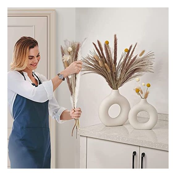 2 weiße Keramik-Blumenvasen für Wohnungsdekoration und Schlafzimmerdekoration, dekorative Vasen für Tischdecke mit Pampasgras
