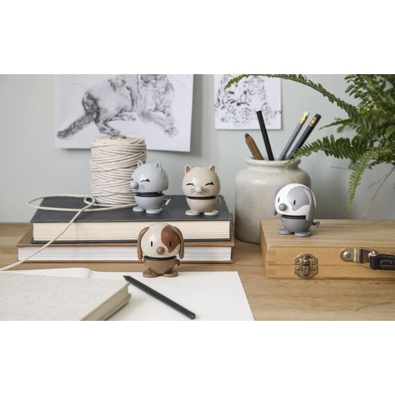 Hoptimist Lamm, Osterdeko, Niedliche Tischdeko zu Ostern, Kleine Ostergeschenke Erwachsene, Frühlingsdeko Innen, 7,2 x 5,8 x 7,4 cm, Hellrot