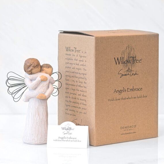 Enesco Willow Tree Angel's Embrace Figurine