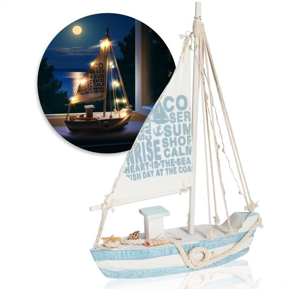 com-four® Deko-Schiff aus Holz mit LED-Beleuchtung - Fischkutter mit Segel, Schnur und Muscheln - nautische Tischdeko - Segelboot - Maritime Dekoration fürs Bad (1 Stück Segelschiff - LED)