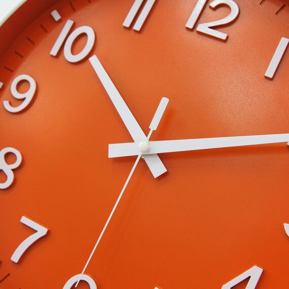 HZDHCLH 30cm Lautlos Wanduhr Schleichende Sekunde mit Arabisch Ziffer ohne Ticken für Dekoration Wohnzimmer, Küche, Büro, Schlafzimmer (Orange)