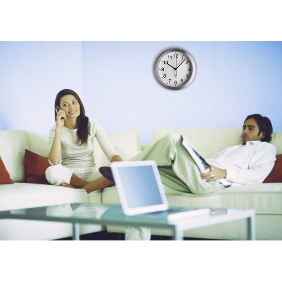 TFA Dostmann Analoge Funk-Wanduhr, 98.1091, mit Aluminium-Rahmen, Funkuhr, Küchenuhr, Schlichtes Design, 25cm Durchmesser, weiß-Silber