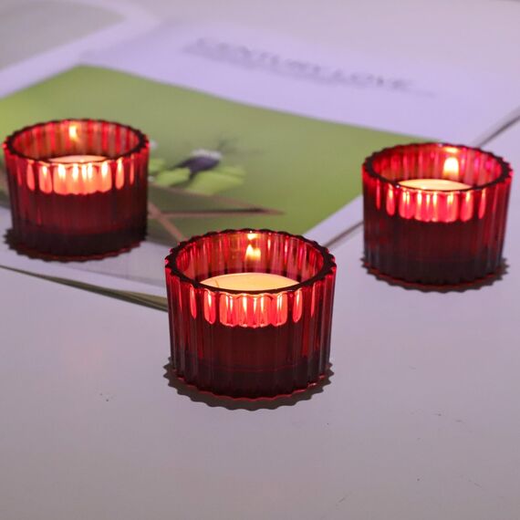 Vohocandle Rote Teelichthalter Glas für Valentinstag, Gerippte Teelichtgläser für Weihnachtsdekoration, Kleine Teelichtglas für Hochzeit, Geburtstagsparty, Heimdekoration und Kirche (5 cm × 3,5 cm)
