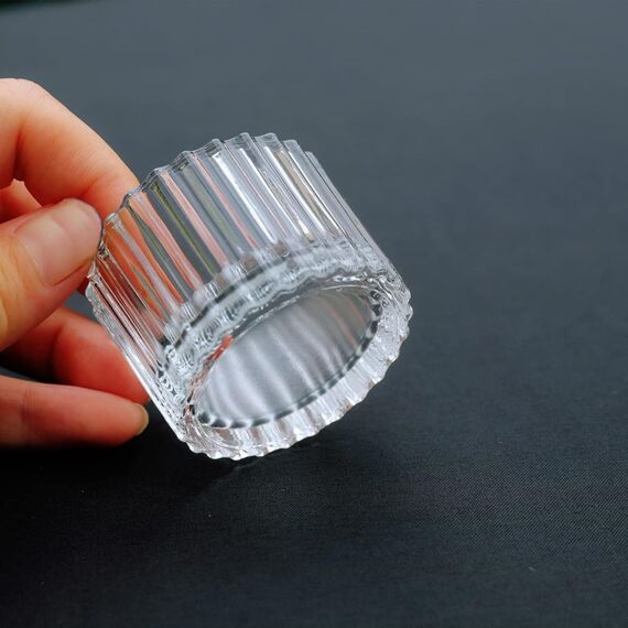 Vohocandle 12 Stück Teelichthalter Glas für Heimdekoration, Gerippte Teelichtgläser Vintage für Weihnachtsdekoration, Clear Kleine Teelichter Glas für Hochzeit und Geburtstagsparty (5 cm × 3,5 cm)