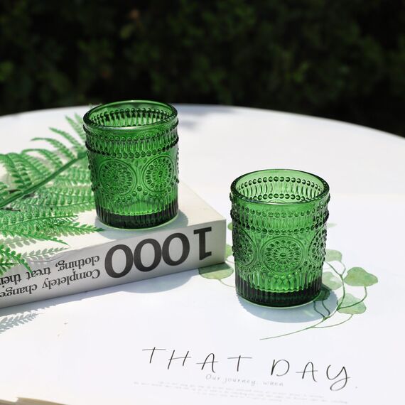 Vohocandle Grüne Teelichthalter im 12er-Set, Votivkerzenhalter für die Tischdekoration bei Hochzeiten, Teelichthalter für den Urlaub