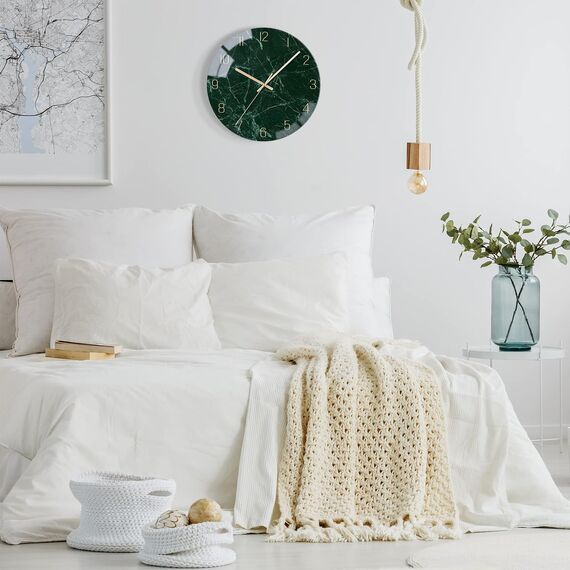 VIKMARI Glas-Wanduhr stilles uhrwerk - 20 cm 8 Zoll Qualitäts-Quarzuhrwerk Batteriebetrieben Wanduhren Runder Design Deutlich Lesbar für Zuhause, Büro, Klassenzimmer & Schule (Dunkelgrün)