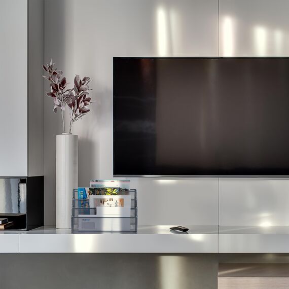 Relaxdays Zeitschriftenhalter Metall, 4 Fächer, Dokumentenablage Büro, HBT: 26x45x18 cm, Magazinhalter, Briefe, schwarz