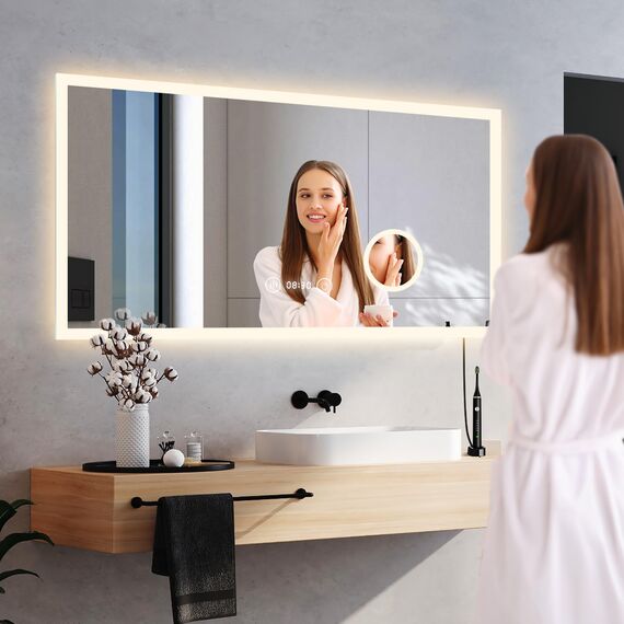 YOLEO Badspiegel mit Beleuchtung, LED Spiegel mit Uhr, Temperatur, 3-Fach Vergrößerung, Wandspiegel mit Steckdose, Badezimmerspiegel LED Beschlagfrei, 3 einstellbare Lichtfarbe, 100x60cm