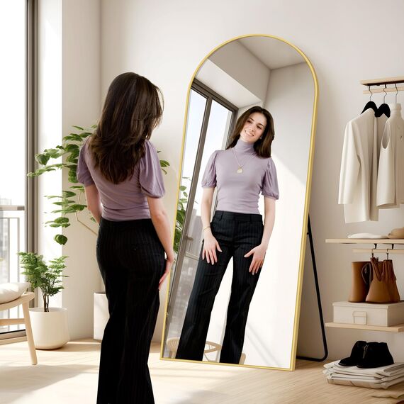 KOCUUY Bogen Standspiegel, 179 x 65 cm Großer Gewölbter Ganzkörperspiegel, Groß Wandspiegel mit Gold Aluminium Rahmen, Hängend, Stehend, Kippbar, für Wohnzimmer, Schlafzimmer und Flure