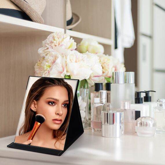 ZBEIVAN Extra großer tragbarer Faltbarer Make-up-Spiegel, rahmenloser Kosmetikspiegel aus PU-Leder mit Ständer für Schreibtisch, Tisch, Camping, Reisen, persönlich, 30,5 x 22,9 cm, Schwarz