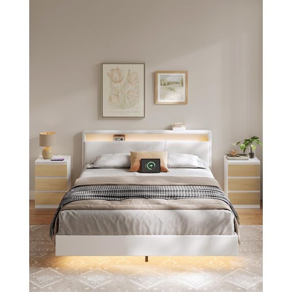 VASAGLE Kailyn Collection - Nachttisch mit Steckdosenleiste, 2er Set, Beistelltisch, 3 Schubladen, 2 AC-Steckdosen, 2 USB-A-Anschlüsse, modern, wolkenweiß-mandelgelb LET831Y01