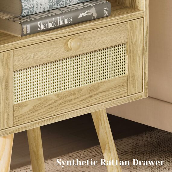 SUPERJAER Nachttische 2er Set, Rattan Nachttische mit Ladestation & Rattanähnliche Dekor Schublade, Beistelltische mit Massivholzbeinen, für Schlafzimmer, Wohnzimmer