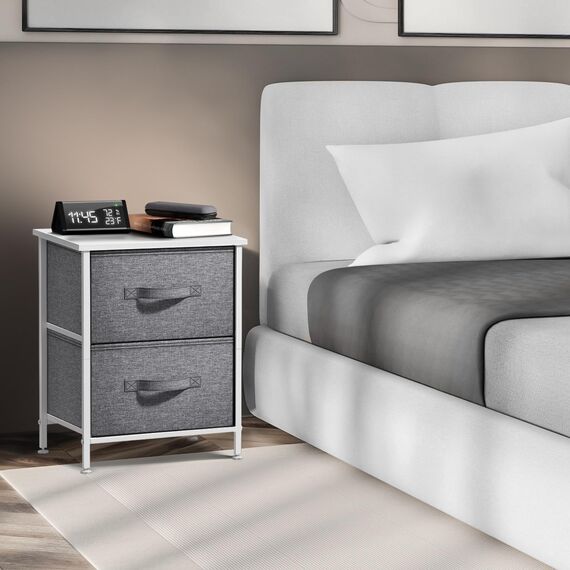 Sorbus Nachttisch mit 2 Schubladen – Nachttisch Möbel & Nachttisch Beistelltisch Kommode für Zuhause, Schlafzimmerzubehör, Büro, Holzplatte, leicht zu ziehende Stoffkörbe (weiß/grau)