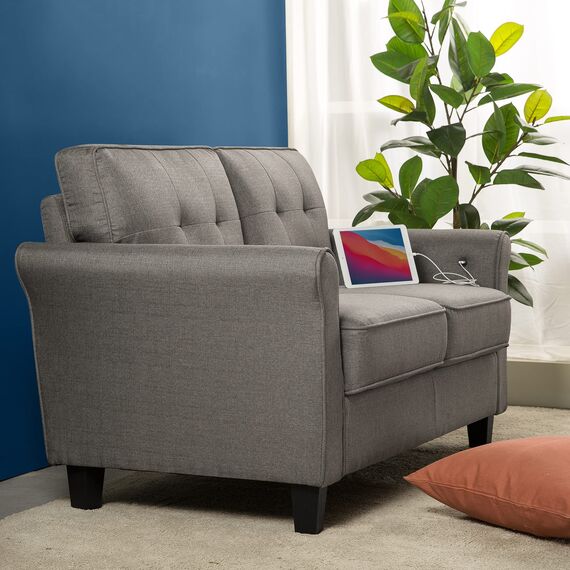 Zinus Sayan Loveseat Sofa mit USB-Anschlüssen Mid-Century Einfache Montage ohne Werkzeug Getuftete Kissen Abgerundete Armlehnen Sofa in Einer Box Sand Grey 2-Seater