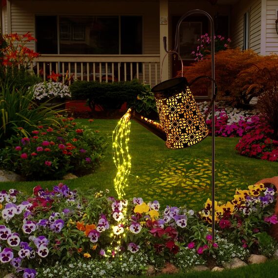 GuKKK Solar Gießkanne mit Solarlampen für Außen, LED Außen Solarlampen, Gartendeko Modern Stil, Lichterketten, Star Shower Garten Leuchten mit Halterung