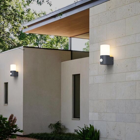 Klighten 2 Stück Wandleuchten Außen Innen, E27 Außenwandleuchte, Außenlampe mit Bewegungsmelder, IP65 Außenleuchte, Aussenleuchte für Eingang Terrass, PC Aluminium, ohne Leuchtmittel, Anthrazit