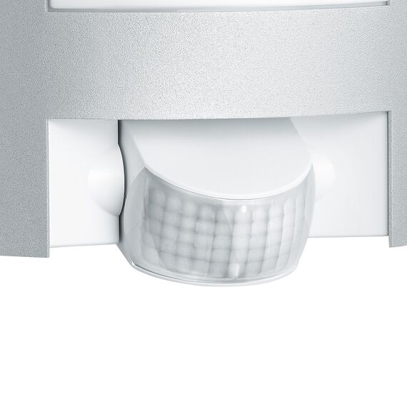 Steinel Außenleuchte L 12 S silber, 180° Bewegungsmelder, Dämmerungssensor, Alu-Blende, E27, Max. 60 W Außenwandleuchte