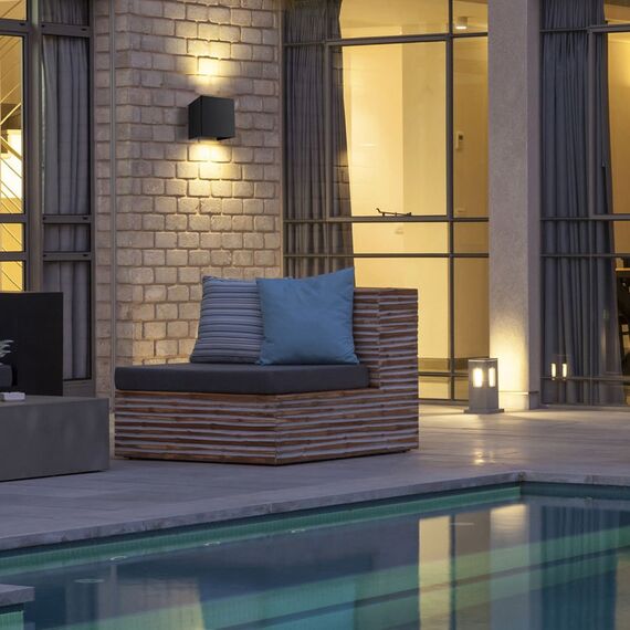 ETiME 12W LED Wandleuchte Außen Wandlampe Wasserdicht Mit Einstellbar Abstrahlwinkel IP65 LED Wandbeleuchtung Innen & Außen Warmweiß (Schwarz 12W)