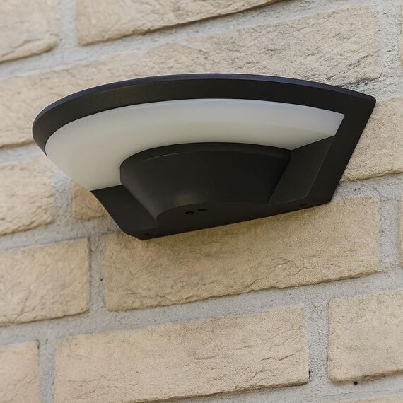 max K O M F O R T Moderne LED Außenleuchte 10W – Schwarz, neutralweiß 4000K, wetterfest IP54, elegante Wandbeleuchtung für Haus, Garten & Terrasse, Modell SETA