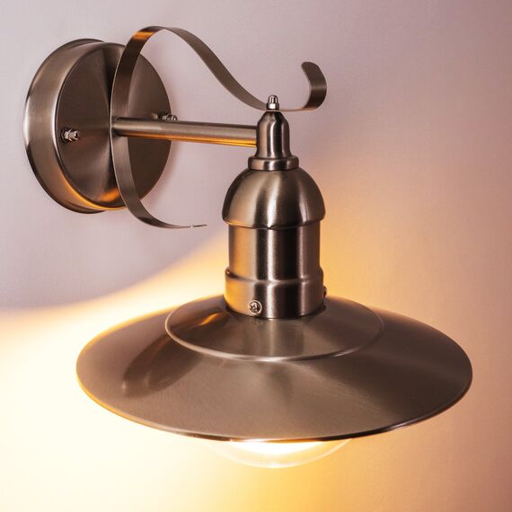 HOFSTEIN Außenwandleuchte Broni, Außenwandlampe aus Metall/Kunststoff in Edelstahlfarben/Klar, Wandleuchte Down außen im Landhaus/Retro/Vintage-Stil, E27, IP44, Hof, Außenbereich, Terrasse, Haustür