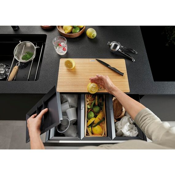 BLANCO SELECT Eimerdeckel 15 Liter | Kunststoff schwarz | Deckel zur Eimerabdeckung und Sammlung von Kleinteilen | Perfekt auf BLANCO SELECT II und FLEXON II abgestimmtes Design