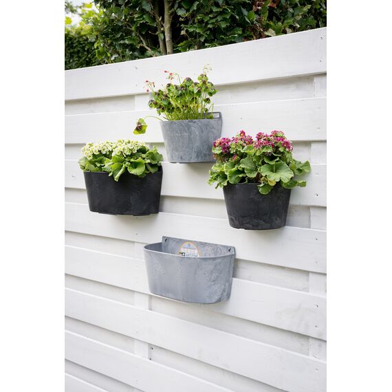 Artstone Pflanzgefäß Wandtopf Claire, frostbeständig und leichtgewichtig, Schwarz, 24x16x18cm