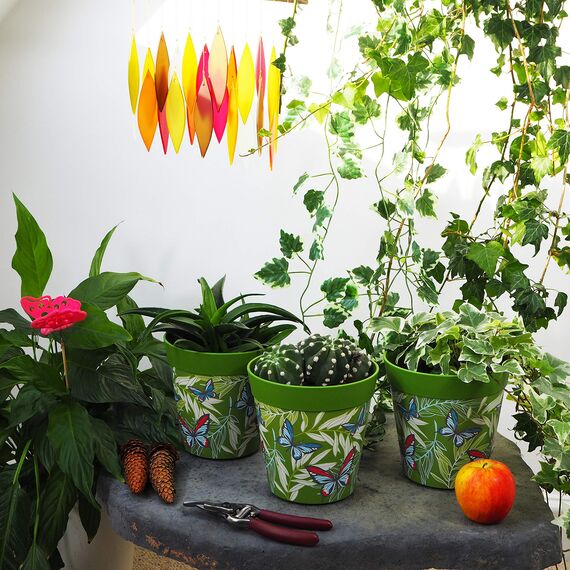 Hum Flowerpots, 15cm, 3er-Set, in Verschiedenen Farben und Mustern, Blumentöpfe aus Kunststoff für Drinnen und Draußen,Schmetterlinge Grün