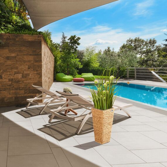 Pflanzgefäß mit Wasserhyazinthe 28 x 28 x 60 cm, inkl. wasserdichtem Kunststoffeinsatz, naturfarben