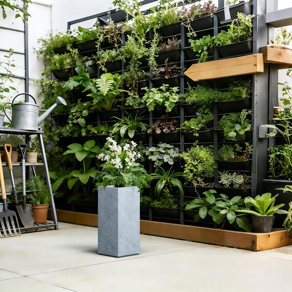 Kante 51,6 cm hoher rechteckiger Beton-Übertopf mit Ablaufloch und Gummistopfen für drinnen und draußen, Haus, Terrasse, Garten, Schiefergrau