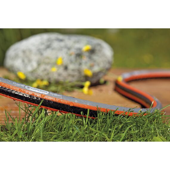 Gardena Comfort FLEX Schlauch 13 mm (1/2 Zoll), 50 m: Formstabiler, flexibler Gartenschlauch mit Power-Grip-Profil, aus hochwertigem Spiralgewebe, 25 bar Berstdruck, ohne Systemteile (18039-20)