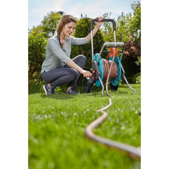 Gardena CleverRoll M Easy Set: Schlauchwagen mit bis zu 60 m Kapazität, besonders standfest, mit komfortabler Schlauchführung in robustem Metallrahmen, Nachtropfstopp (18517-20)