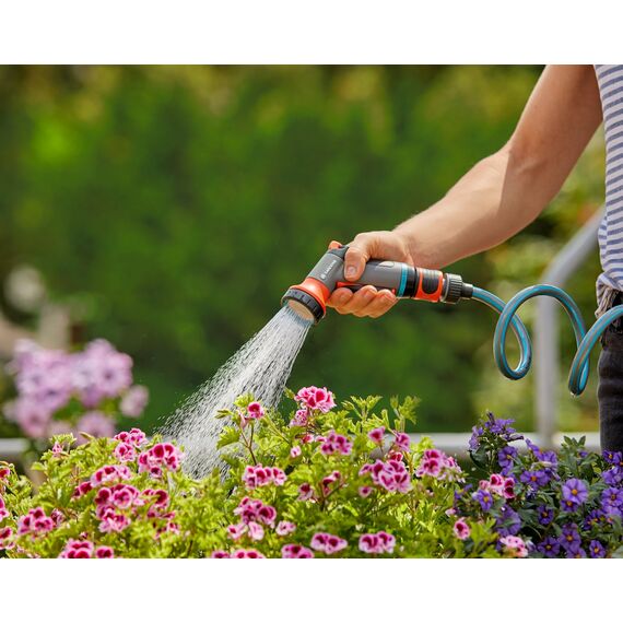 Gardena Indoor Grundausstattung: Starter Set bestehend aus Hahnverbinder Indoor, Schlauchverbinder, Wasserstop und Balkonbrause, für kleine Gärten; Terrassen und Balkone (18274-20)