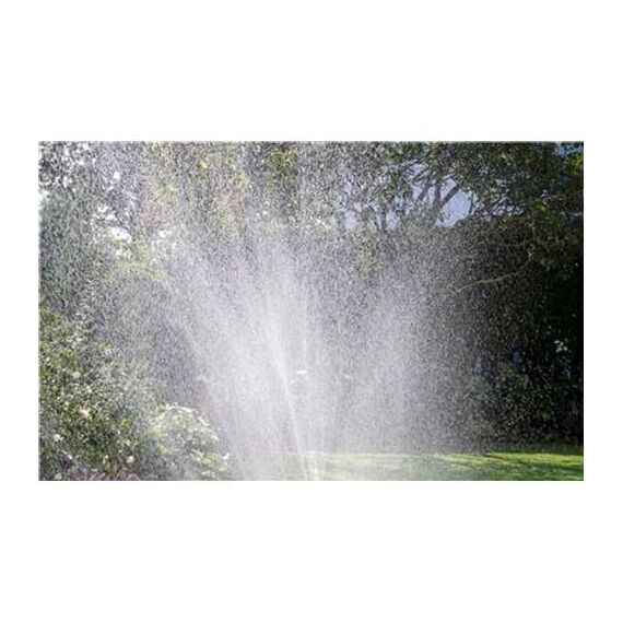 Gardena Schlauch-Regner: Sprühregner für schmale Beete und Zonen, pflanzenschonender feiner Sprühnebel, passend zu vielen Anschlüssen, Längenanpassung möglich, 15m, orange (996-20), Standard