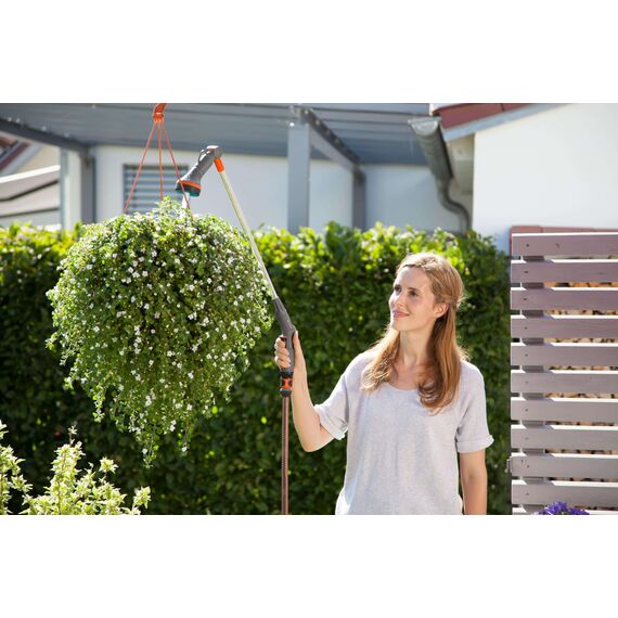 Gardena Comfort Blumenampel-Gießstab: Robuste Gartenbrause zur Bewässerung und Reinigung, 90 cm lang, mit Brause-/Perlstrahl, Frostschutz (18335-20)