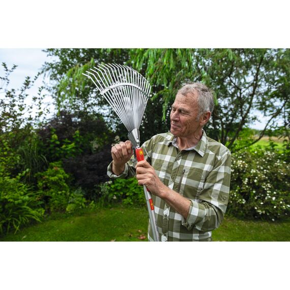 WOLF-Garten - Fächerbesen multi-star® UE-M NEU2018, Rot, 50x50x5 cm; 71AAA032650