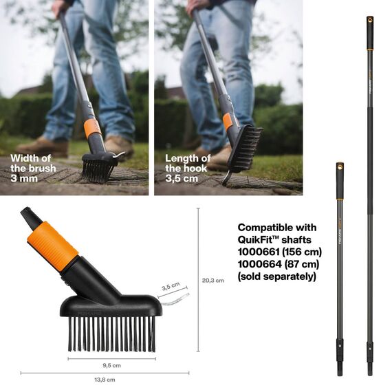 Fiskars Fugenbürste mit zusätzlicher Kratz-Klinge, Gerätekopf, Länge: 18,5 cm, Breite: 15 cm, Stahl-Borsten/Glasfaserverstärkter Kunststoff-Rahmen, Schwarz/Orange, QuikFit, 1000657