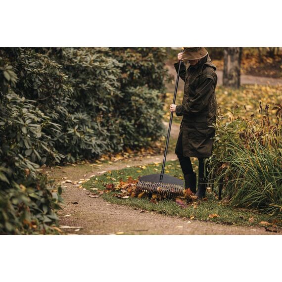 Fiskars Laubbesen-Kopf, 25 Zinken, Verbindbar mit Fiskars Solid Stiel, Breite: 51,1 cm, Kunststoff-Zinken, Schwarz, L, Solid, 1014915