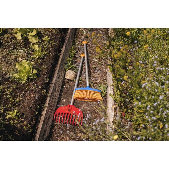 Fiskars Kinder-Laubbesen, Mit 11 Zinken, Länge: 86 cm, Kunststoff-Zinken/Aluminium-Stiel, Rot/Grau/Orange, MyFirst Fiskars, 1001419
