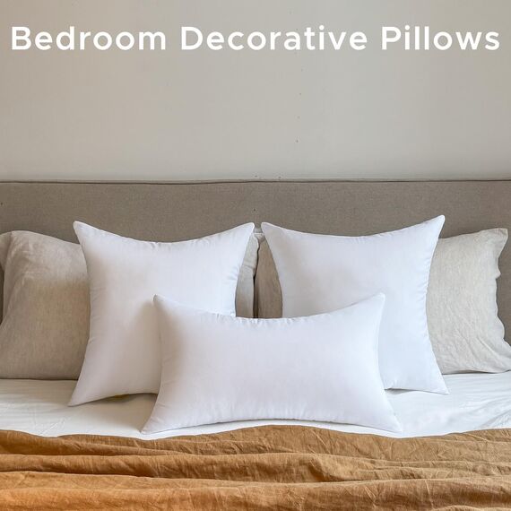 OTPIPCS 45x45 cm Outdoor Kissenfüllungen 2er Set wasserdichte Zierkissen für Gartenmöbel Sofa & Terrasse Weiße Quadratkissen mit Premium-Füllung Wetterfest & Dekorativ Couch Cushions