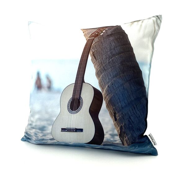 heimtexland ® Outdoorkissen Bedruckt 45x45 Garten Lounge Dekokissen Outdoor Lotus Effekt Typ742 Beach Gitarre