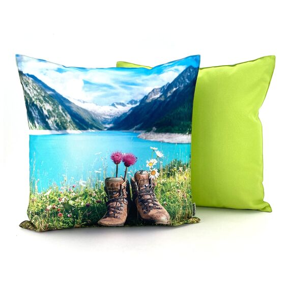 heimtexland ® Outdoorkissen Bedruckt 45x45 Garten Lounge Dekokissen Outdoor Lotus Effekt Typ742 Alpen Stiefel