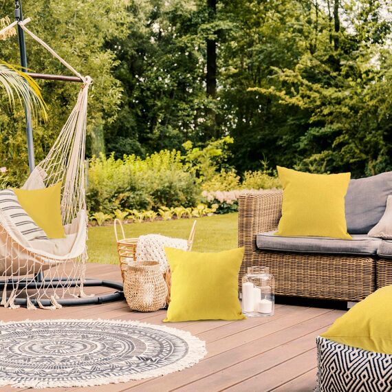 Dekorative wasserdichte Kissenbezüge 4 Stück, für den Außenbereich – 45,7 × 45,7 cm, Goldgelb, mit PU-Beschichtung, ideal für Terrasse, Balkon, Garten, Sofa, Bett und Zelt