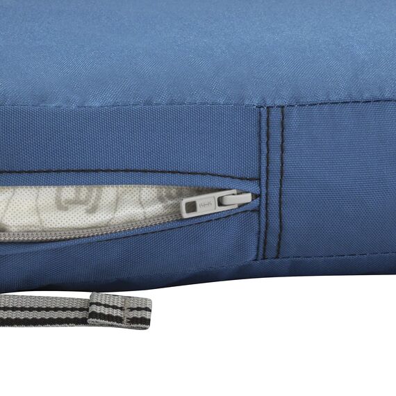 CLASSIC ACCESSORIES Ravenna Wasserabweisendes Terrassen-Rückenkissen, 58,4 x 50,8 x 10,2 cm, Empireblau, für den Außenbereich, Loveseat Kissen